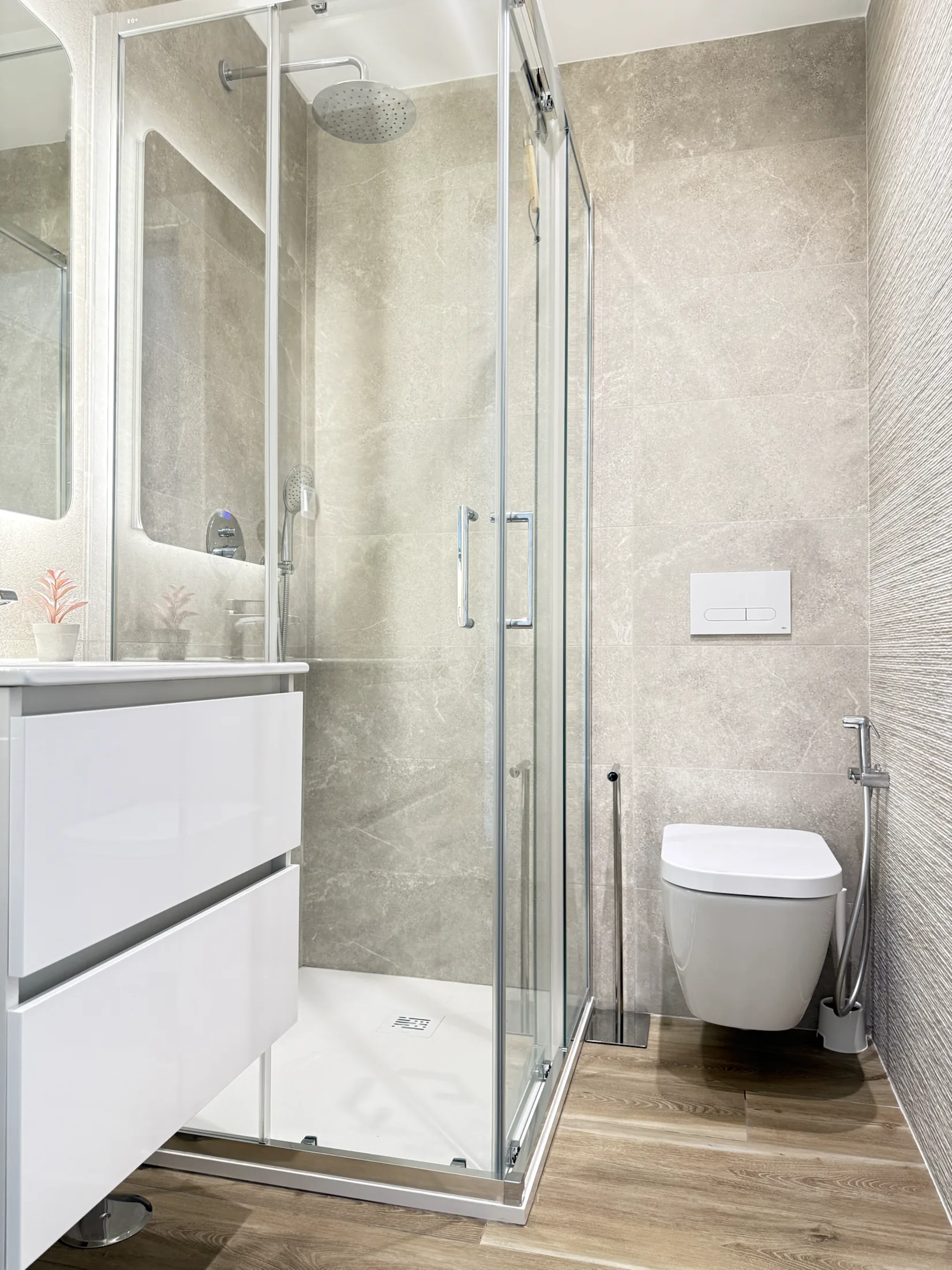 Walk-in shower